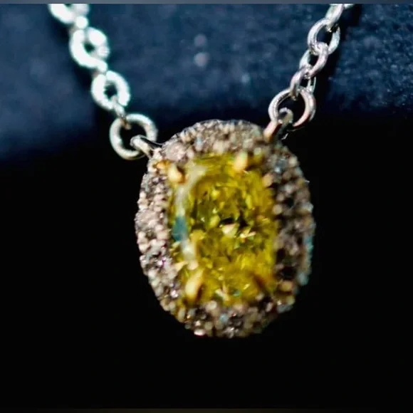 Sold ♥️Authentic Tiffany soleste fancy yellow Diamond.♥️ - Picture 5 of 14